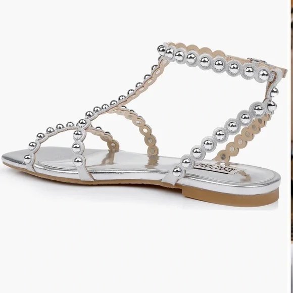 Badgley Mischka Embellished T-Strap Flat Sandals NWOT - Picture 4 of 8